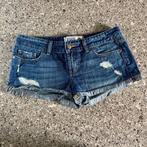 Victoria Secret's l PINK l Cuffed Denim Shorts l Women's Size 4